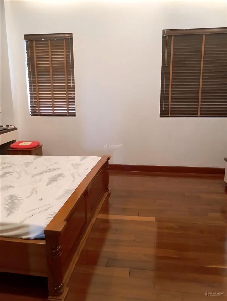 Bán nhà 100m full nội thất 3 tỷ view hồ kdc lakeview city