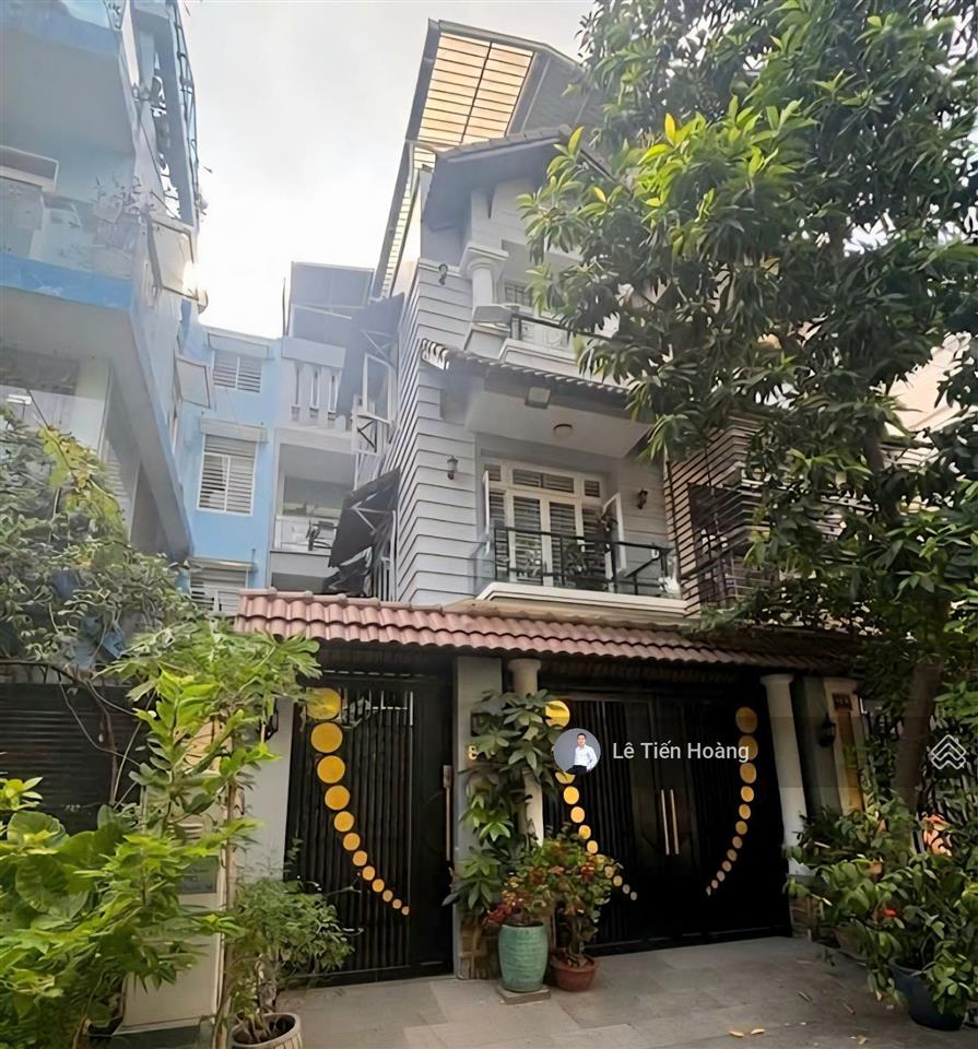 Bán nhà đẹp 120m2 kdc trung sơn sát him lam quận 7