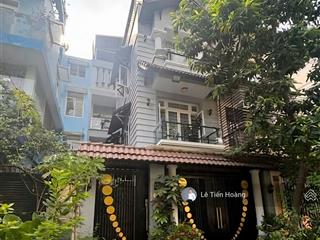 Bán nhà đẹp 120m2 kdc trung sơn sát him lam quận 7