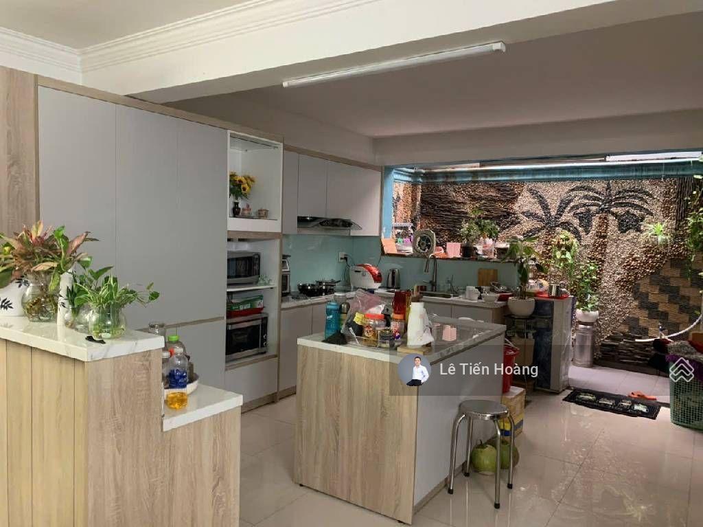 Bán nhà đẹp 120m2 kdc trung sơn sát him lam quận 7