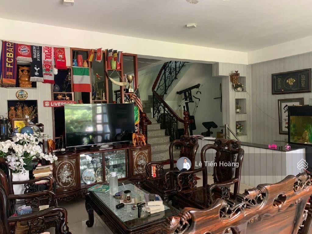 Bán nhà đẹp 120m2 kdc trung sơn sát him lam quận 7