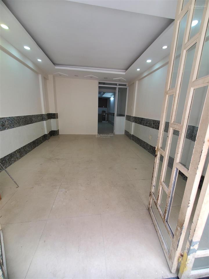 Cho thuê nhà nguyên căn bạch đằng trệt 2 lầu 4pn 4wc hxh