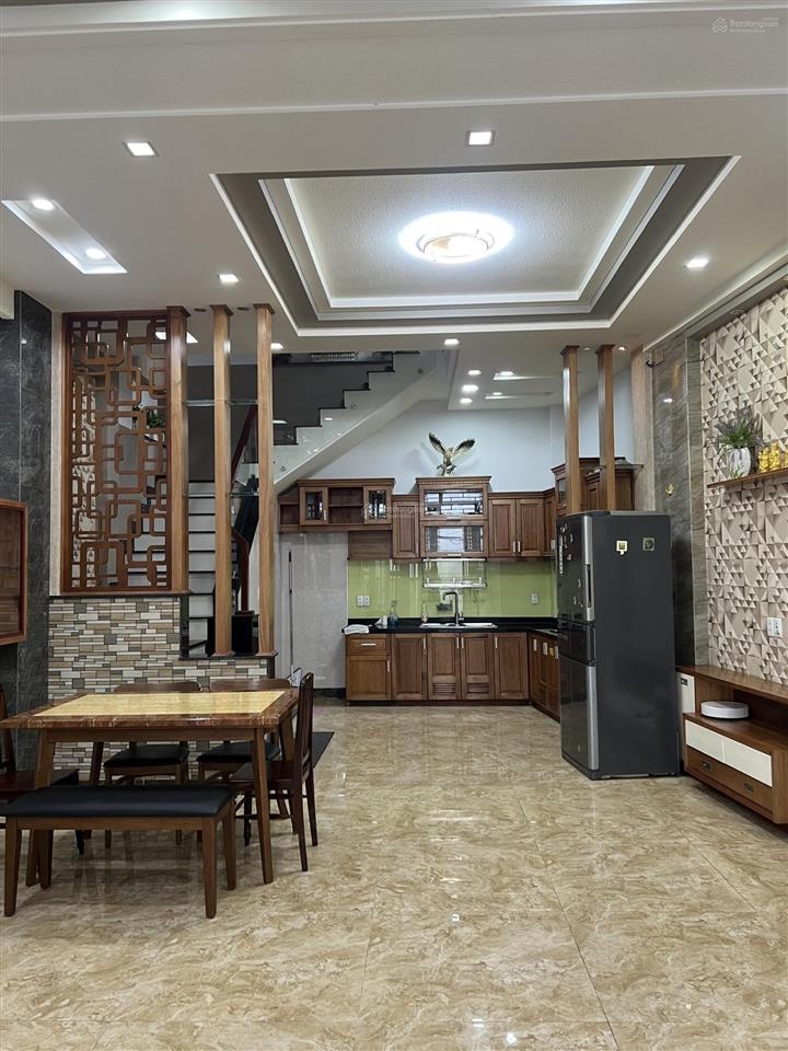 Cho thuê nhà mới 100% nơ trang long trệt 3 lầu 4pn 4wc full nội thất
