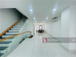 Share tầng trệt và lửng shophouse 20 triệu đã hoàn thiện đẹp có bếp, 2 nhà vệ sinh, máy lạnh đầy đủ