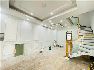 Thuê ngay nhà phố vừa hoàn thiện mới giá 29 triệu. mặt tiền đường 25m phù hợp ở hoặc làm văn phòng