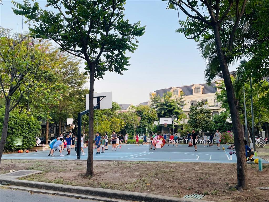 Lakeview city nhà phố 4pn  5wc sẵn nội thất đẹp 29 triệu. mẫu nhà ban công đẹp view landmark 81