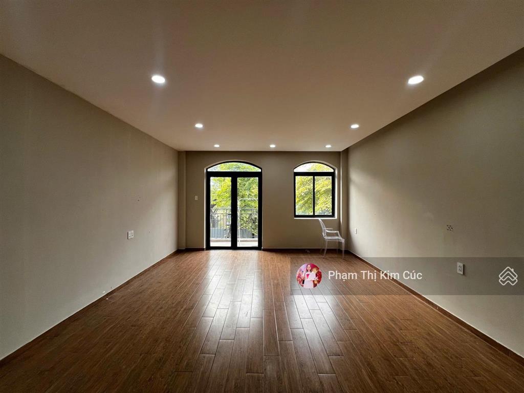 Lakeview city nhà phố 4pn  5wc sẵn nội thất đẹp 29 triệu. mẫu nhà ban công đẹp view landmark 81