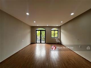 Lakeview city nhà phố 4pn  5wc sẵn nội thất đẹp 29 triệu. mẫu nhà ban công đẹp view landmark 81