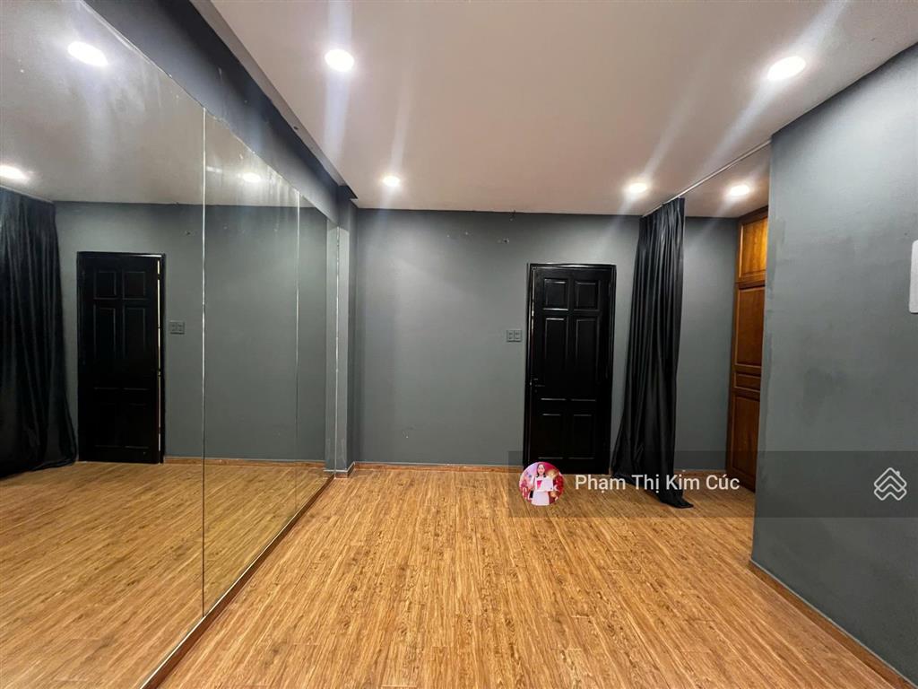 Lakeview city nhà phố 4pn  5wc sẵn nội thất đẹp 29 triệu. mẫu nhà ban công đẹp view landmark 81