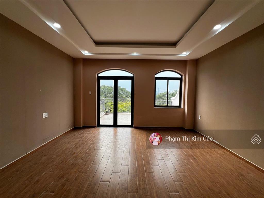 Lakeview city nhà phố 4pn  5wc sẵn nội thất đẹp 29 triệu. mẫu nhà ban công đẹp view landmark 81