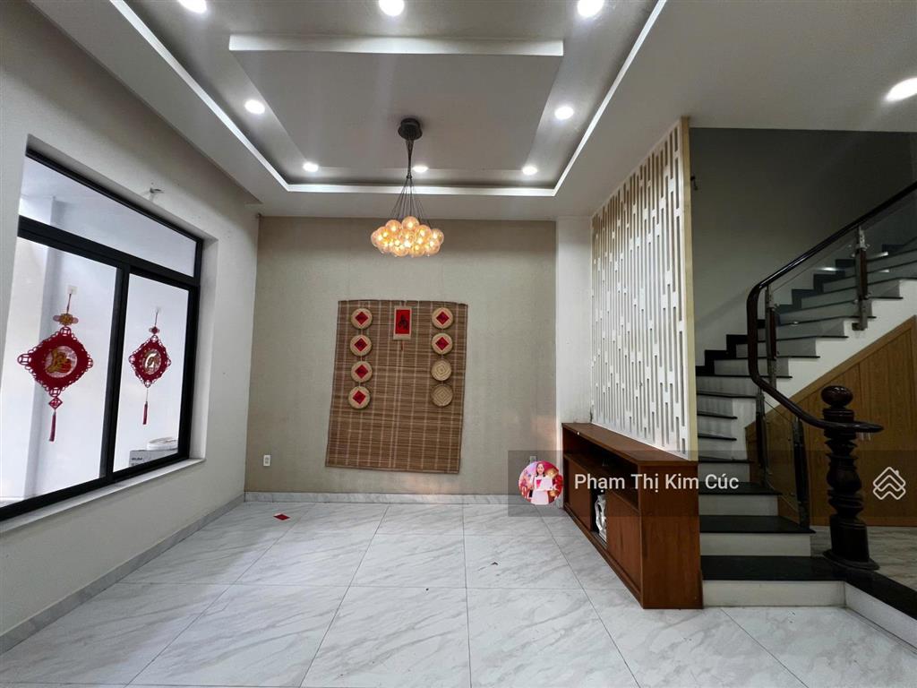 Lakeview city nhà phố 4pn  5wc sẵn nội thất đẹp 29 triệu. mẫu nhà ban công đẹp view landmark 81