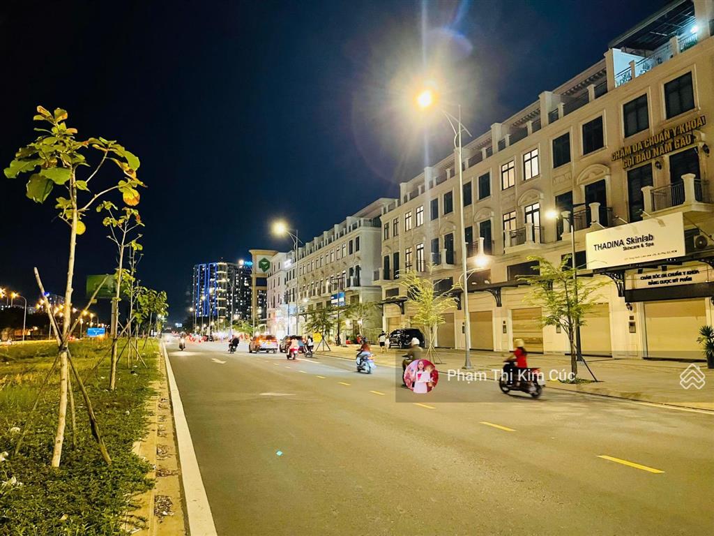Mua nhanh shophouse đường song hành giá trị nhất lakeview city. tiềm năng tăng giá nhiều lần