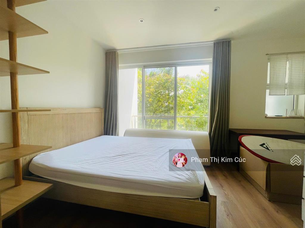 Nhà phố palm residence full nội thất cao cấp cho thuê 33 triệu. vị trí ngay hồ bơi, công viên đẹp