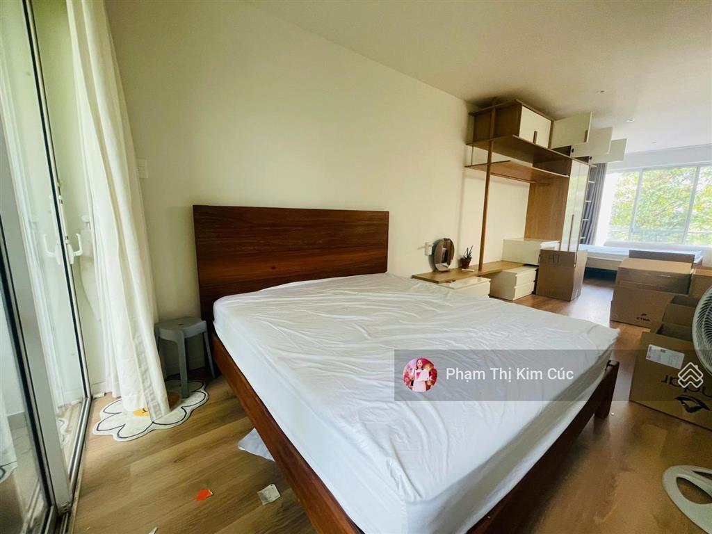 Nhà phố palm residence full nội thất cao cấp cho thuê 33 triệu. vị trí ngay hồ bơi, công viên đẹp