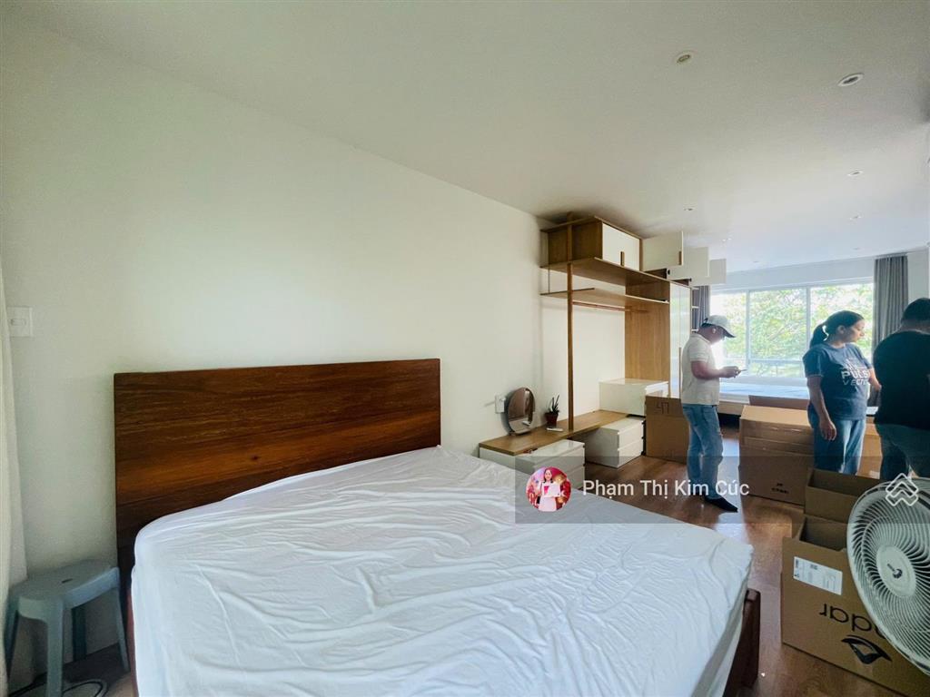 Nhà phố palm residence full nội thất cao cấp cho thuê 33 triệu. vị trí ngay hồ bơi, công viên đẹp