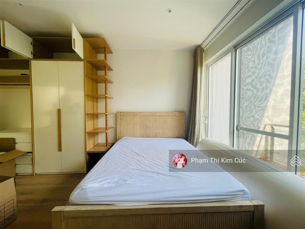 Nhà phố palm residence full nội thất cao cấp cho thuê 33 triệu. vị trí ngay hồ bơi, công viên đẹp
