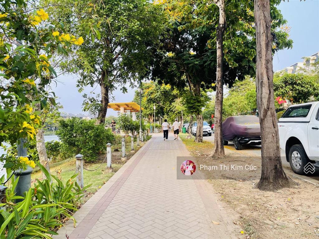 Quá hot lakeview city nhà phố view công viên, full nội thất 4pn  5wc đẹp giá 21 tỷ cần bán gấp