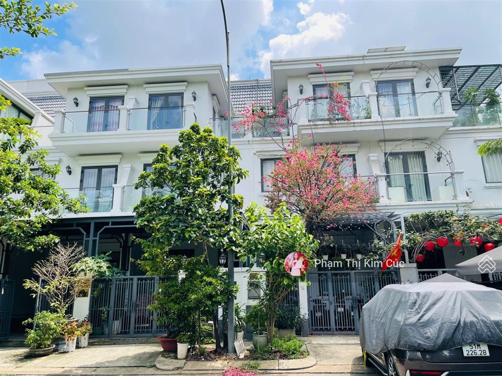 Quá hot lakeview city nhà phố view công viên, full nội thất 4pn  5wc đẹp giá 21 tỷ cần bán gấp