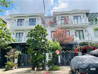 Quá hót lakeview city nhà phố view công viên, full nội thất 4pn  5wc đẹp giá 21 tỷ cần bán gấp