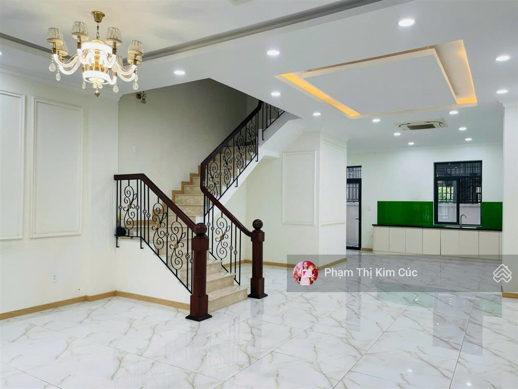 Hàng hiếm khó tìm nhà phố 6x20m mặt tiền đường chính 20m giá 32tr. phù hợp để ở hoặc làm công ty