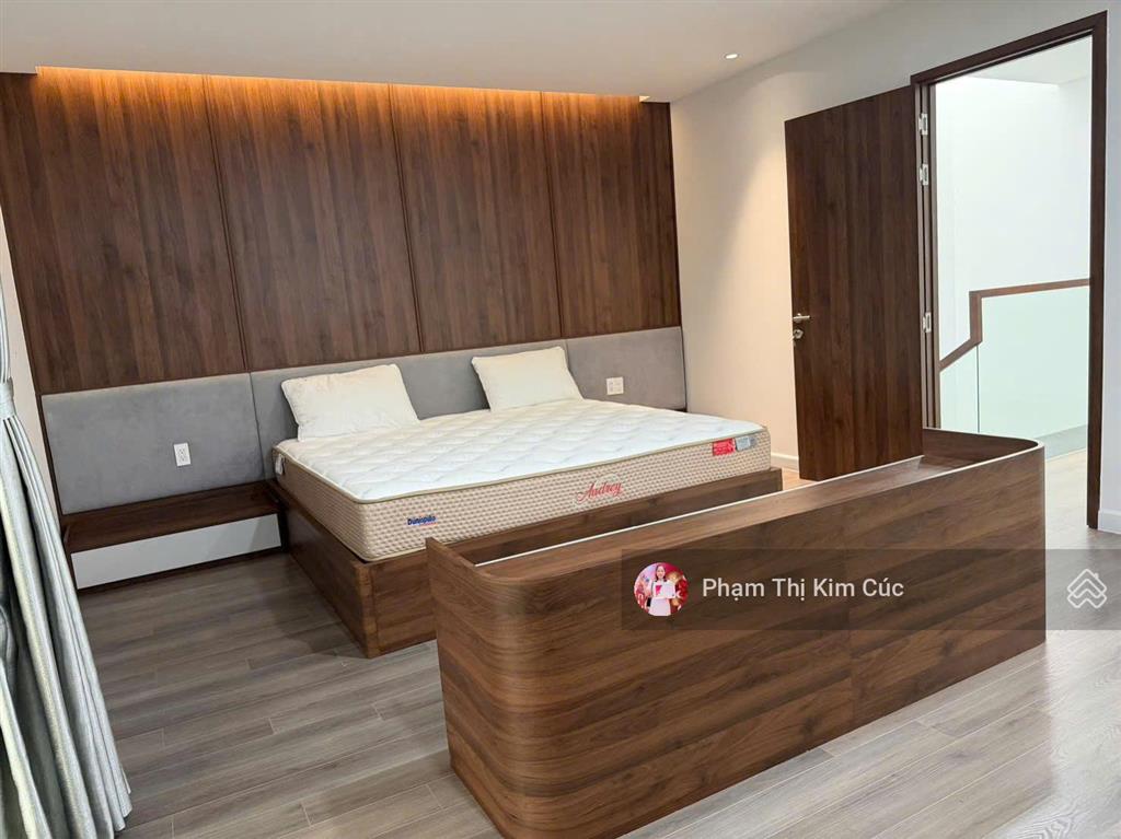 Siêu phẩm góc vườn hiếm tại 3pn4wc full nội thất cao cấp mới 100%. giá 2700$ còn thương lượng