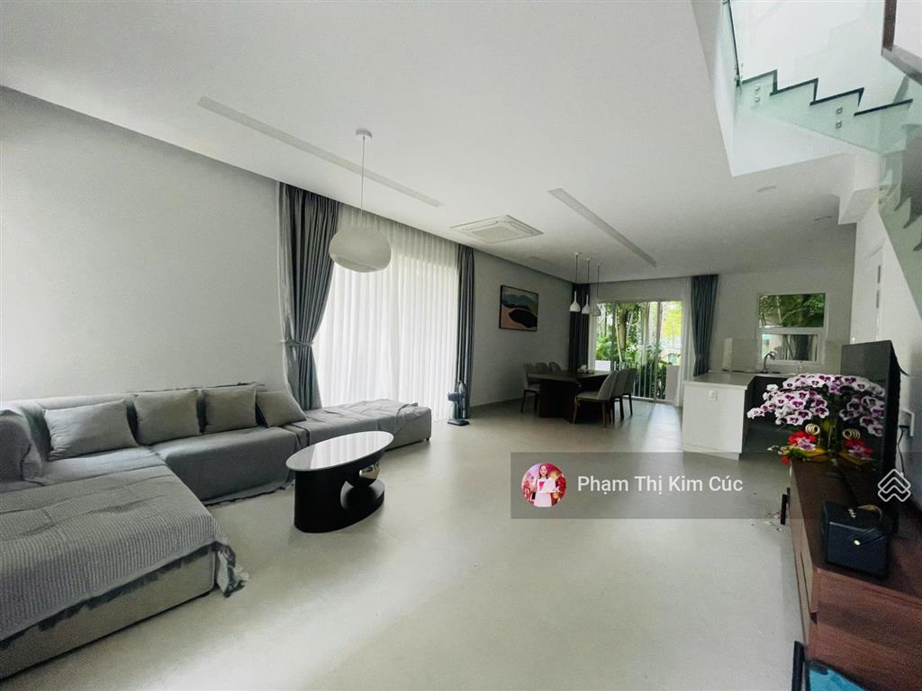 Siêu phẩm góc vườn hiếm tại 3pn4wc full nội thất cao cấp mới 100%. giá 2700$ còn thương lượng