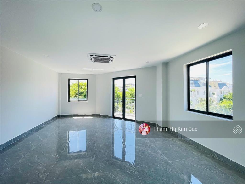 38 triệu siêu vip căn góc 2 mặt tiền trục chính  view hồ. dt 180m2 1 trệt 3 lầu nhà mới đẹp