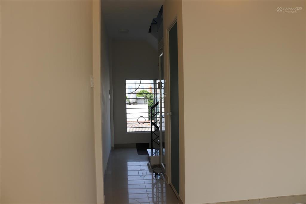 Bán nhà mặt tiền 56 phan đình phùng, p. cầu kiệu, tphcm