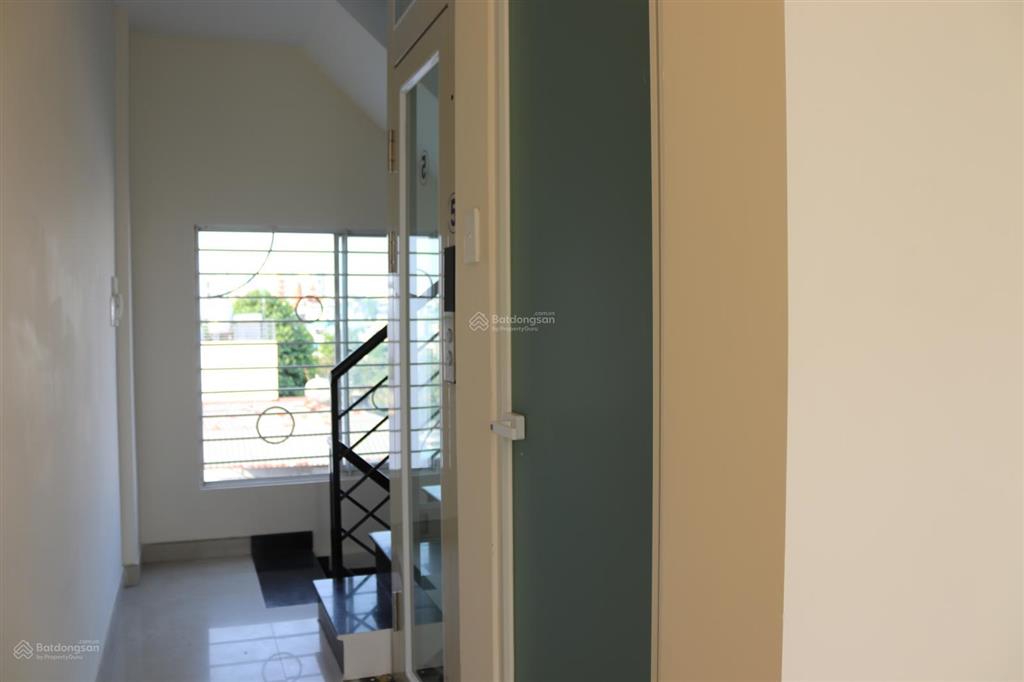 Bán nhà mặt tiền 56 phan đình phùng, p. cầu kiệu, tphcm