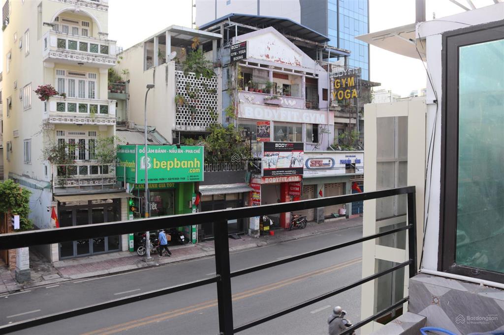 Bán nhà mặt tiền 56 phan đình phùng, p. cầu kiệu, tphcm