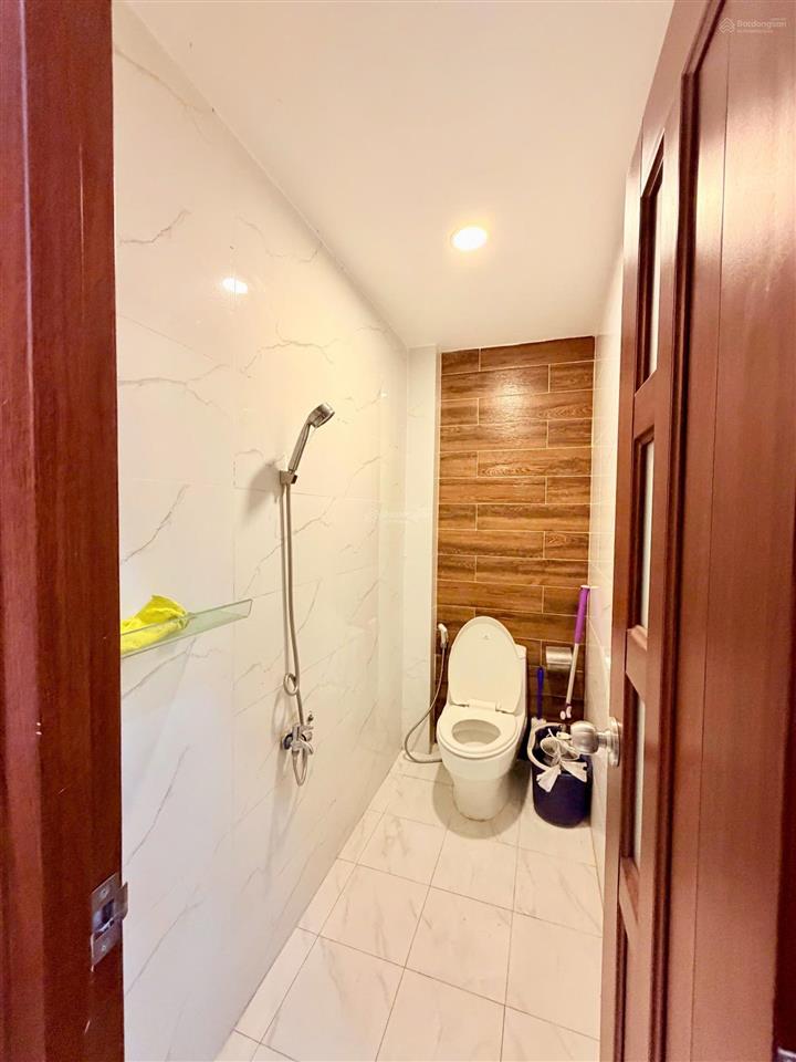Bán căn nhà hẻm 15 đường cầm bá thước, p.7, q. phú nhuận