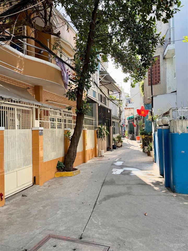 Bán căn nhà hẻm 15 đường cầm bá thước, p.7, q. phú nhuận