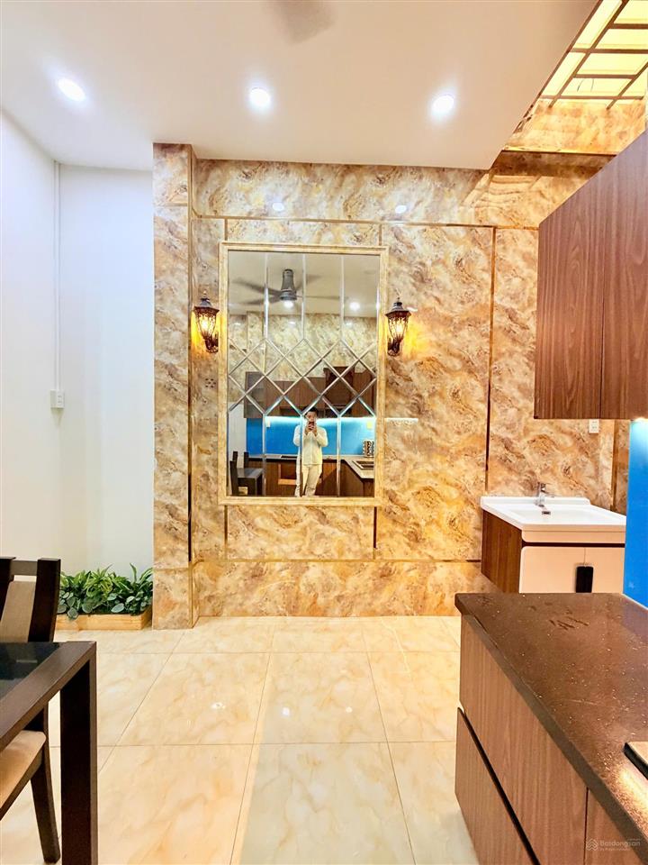Bán căn nhà hẻm 15 đường cầm bá thước, p.7, q. phú nhuận