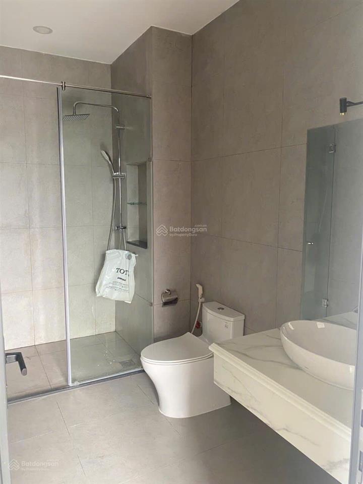 Bán biệt thự đối diện chung cư phố đông, dt 8x25m, sổ hồng hoàn công, giá 25,5 tỷ
