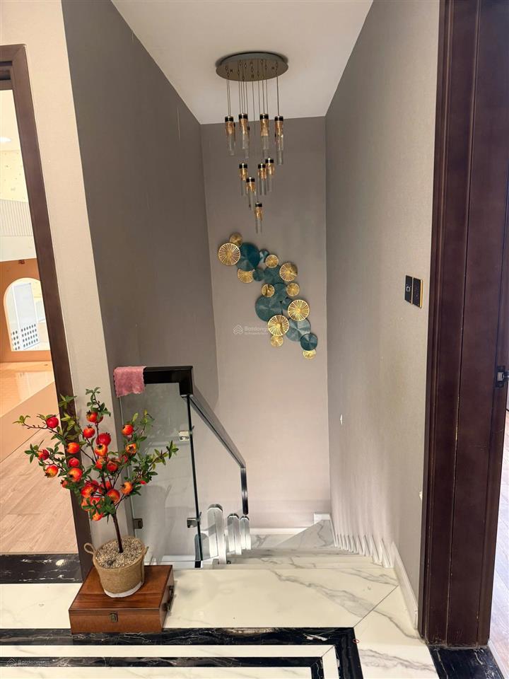 Chính chủ cho thuê duplex cao cấp emerald celadon city block e1