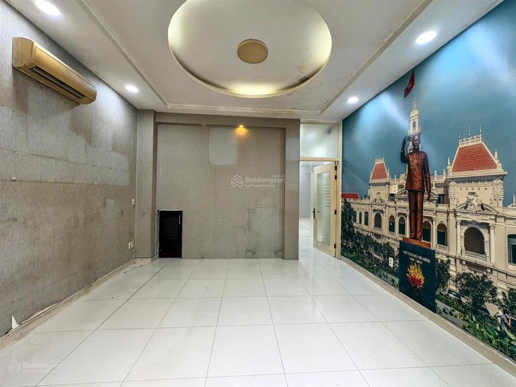 Bán nhà đường nguyễn kiệm, phường 4, quận phú nhuận  nhà 1 trệt, 2 lầu xây kiên cố
