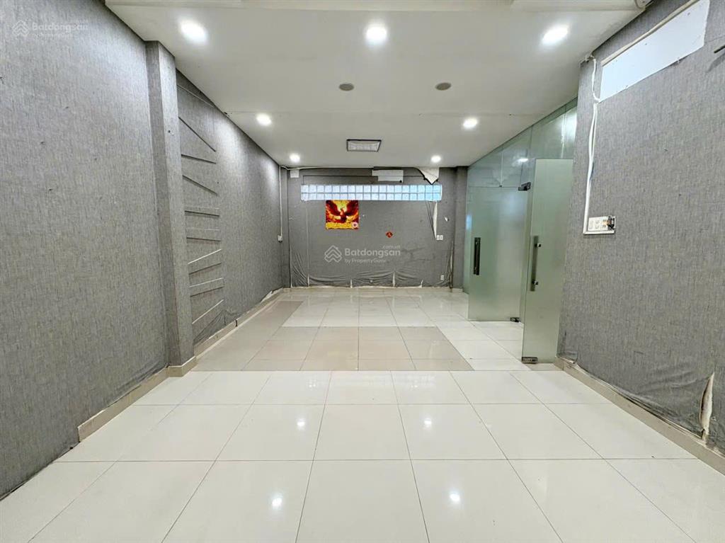 Bán nhà đường nguyễn kiệm, phường 4, quận phú nhuận  nhà 1 trệt, 2 lầu xây kiên cố