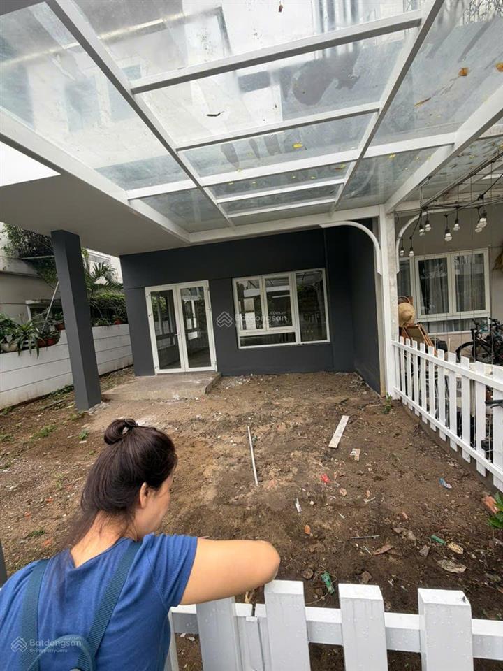 Bán nhà phố dự án melosa garden  diện tích 8x18m  giá 15,3 tỷ