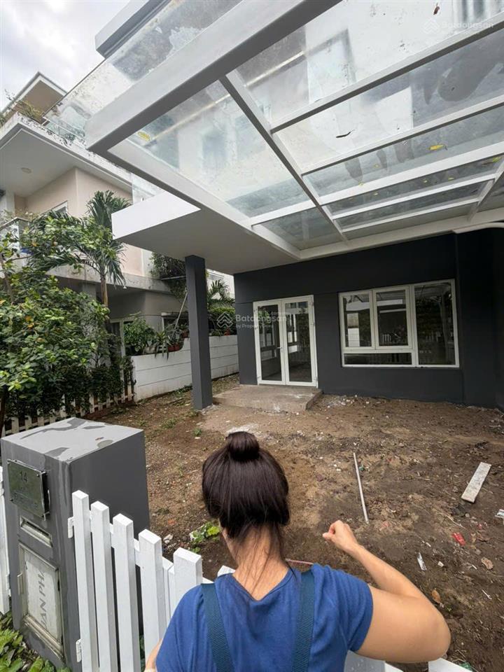 Bán nhà phố dự án melosa garden  diện tích 8x18m  giá 15,3 tỷ