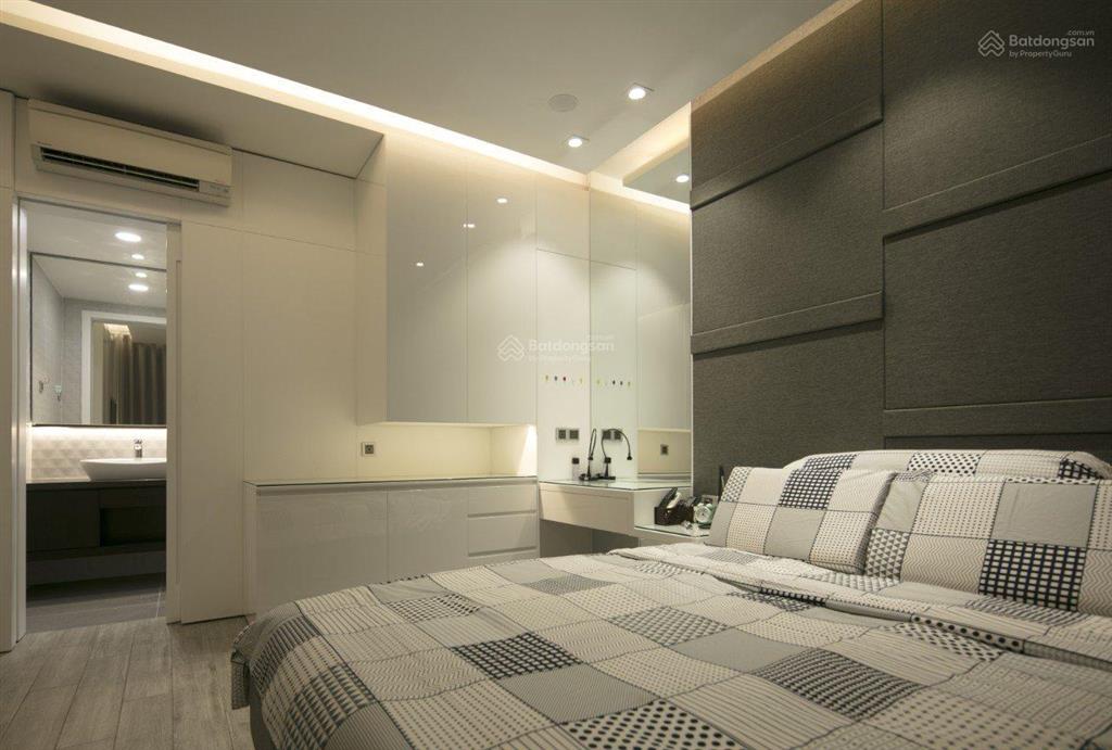 Bán nhanh căn hộ 2pn nội thất đẹp tại chung cư everrich quận 5.  0915 194 ***