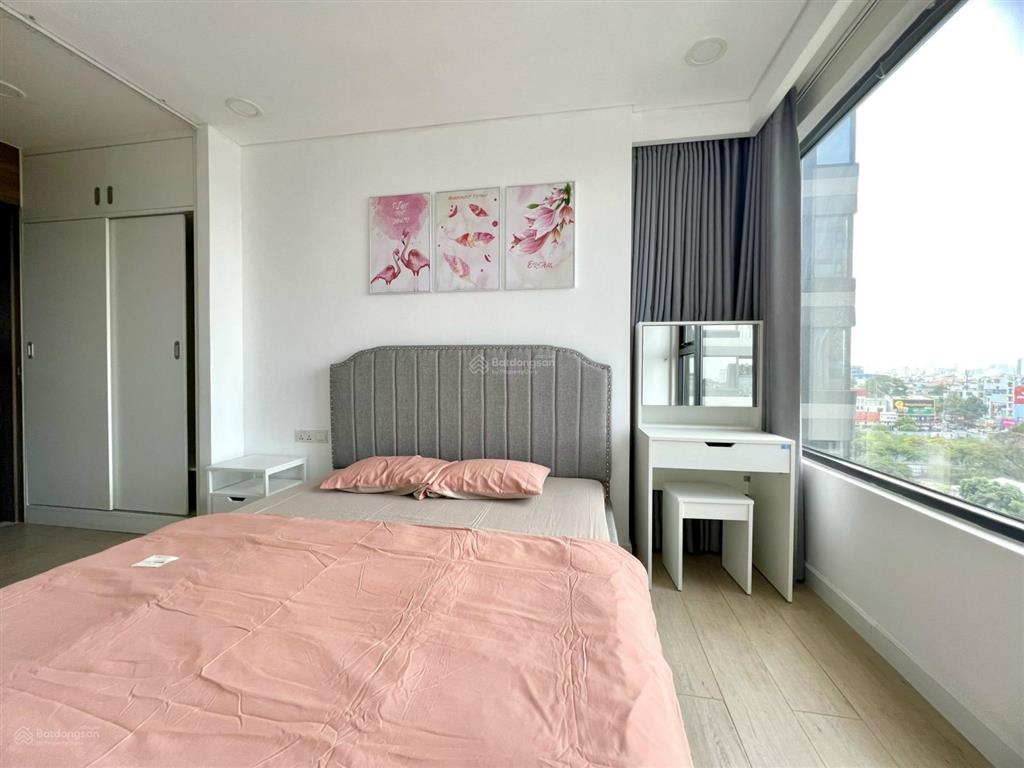 Bán nhanh căn hộ 2pn nội thất đẹp tại chung cư everrich quận 5.  0915 194 ***