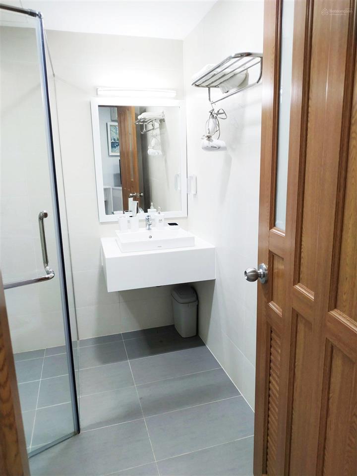 Cho thuê căn hộ cc the everrich infinity, giá thuê 10 triệu vnd, 35m2 full nội thất.  0915 194 ***