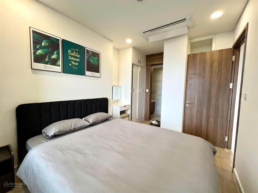 Chuyên cho thuê căn hộ kingdom 101, căn hộ 2pn + 2wc nội thất cơ bản giá tốt.  0915 194 ***