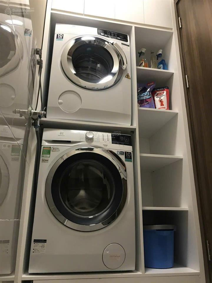 Cho thuê nhanh căn hộ 2pn 2wc 80m2 tại cc the everrich infinity.  0915 194 ***