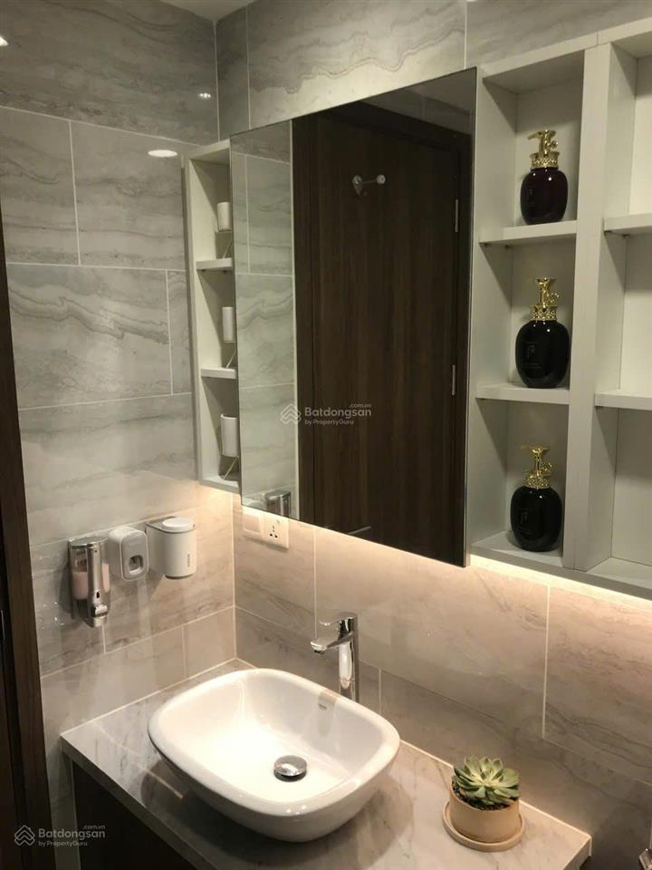 Cho thuê nhanh căn hộ 2pn 2wc 80m2 tại cc the everrich infinity.  0915 194 ***