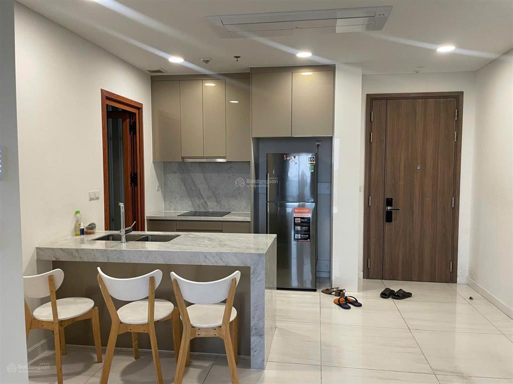 Bán gấp căn hộ 2pn 78m2 tại kingdom 101 giá cực tốt.  0915 194 ***