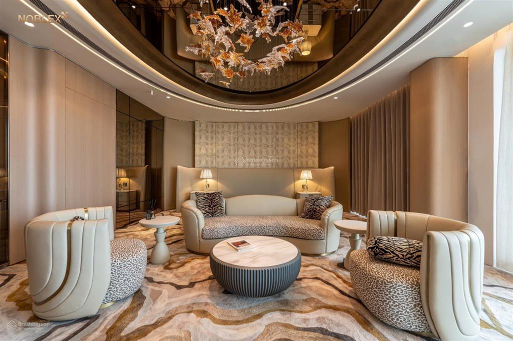 Căn hộ 3pn diện tích 266m2 căn góc  noble crystal long biên  vận hành 5* bwt worldhotels