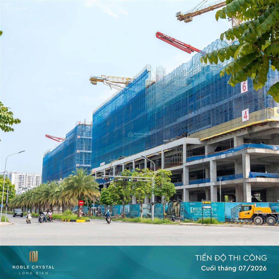 Căn giá tốt đợt 1 noble crystal long biên  100% sky villas có thang máy riêng và bể bơi riêng
