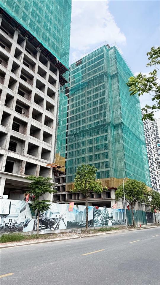 57tr/m2 full vat, kpbt hiếm có 1 căn ngoại giao 2pn tầng trung view sông giá hời ruby park