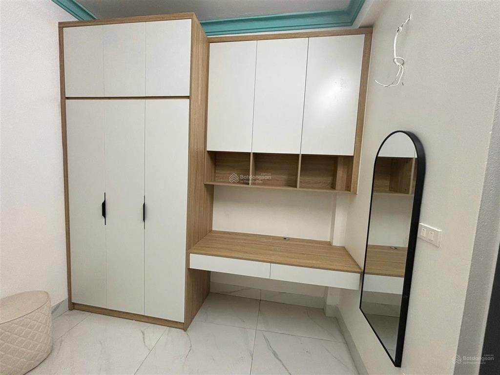 8 tỷ, 4 tầng, 48m2, mặt tiền 4.5 m, nhà xây mới, ngõ nông, ô tô cách nhà 20m, phú lương hà đông.